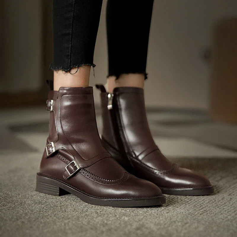 True Form Chelsea Boots